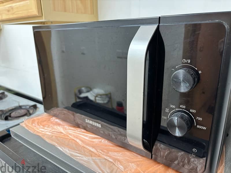 SAMSUNG MICROWAVE OVEN 2