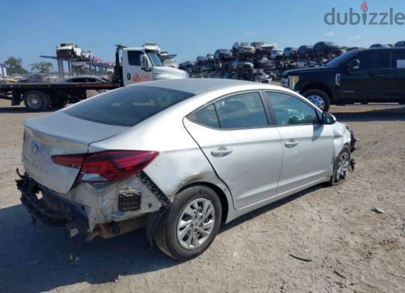 Hyundai Elantra 2019 9