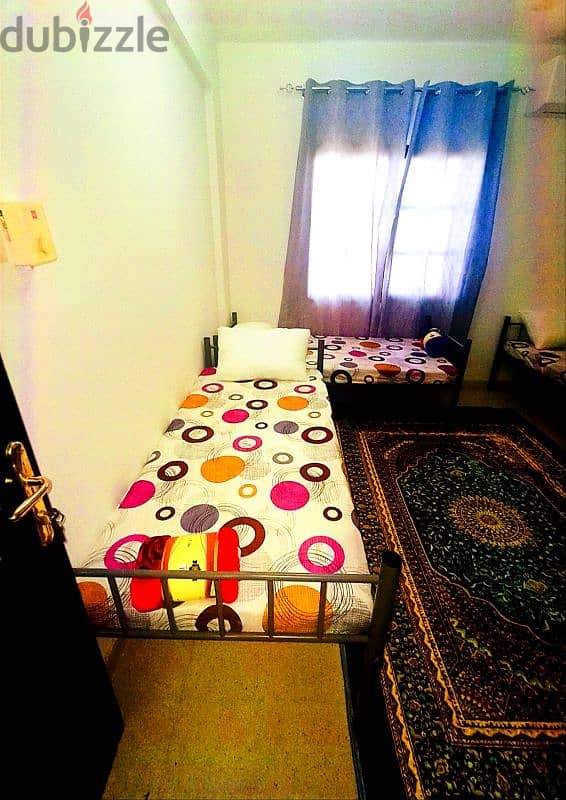 A single master bedroom or a bed space in a sharing room for rent 6