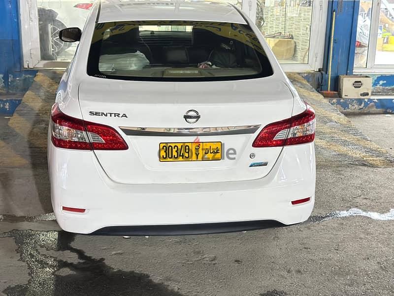 Nissan Sentra 2014 3