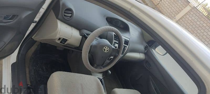 Toyota Yaris 2009 5