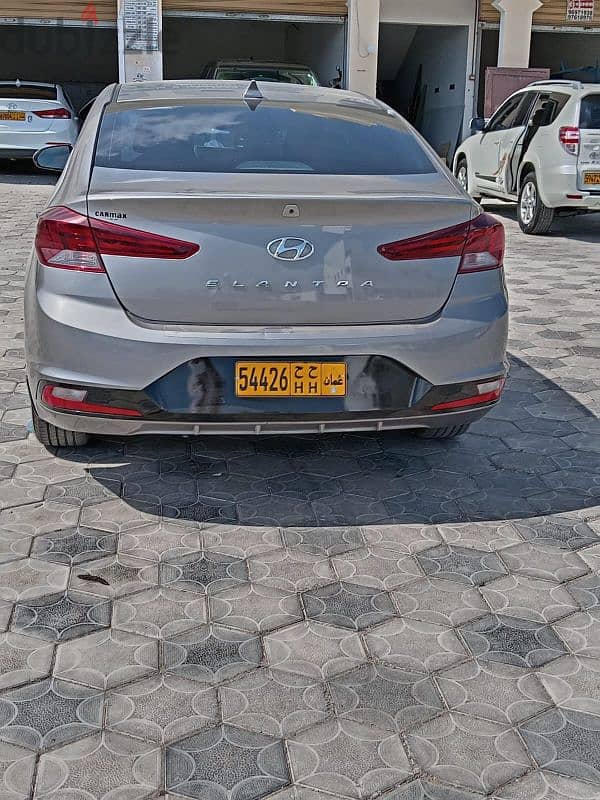 Hyundai Elantra 2020 7