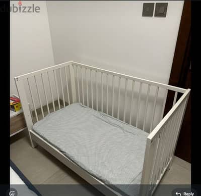 white baby bed  like new