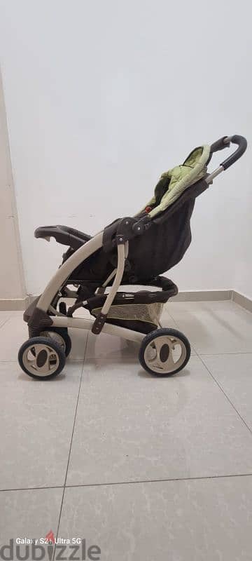 car seat and buggy stroller 3