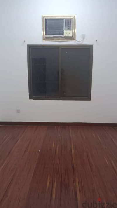 alkuwair room for rent near in spar noor shaping and cold store