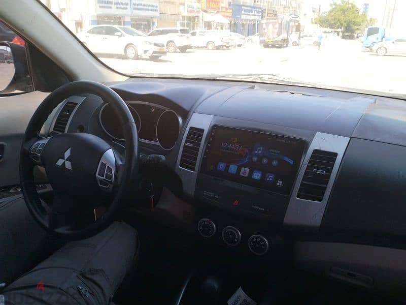 Mitsubishi Outlander 2012 3