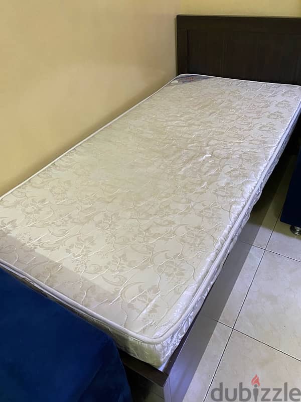 Medical Single Bed Mattresses (190x90 cm: مرتبتان طبيتان فرديتان 2