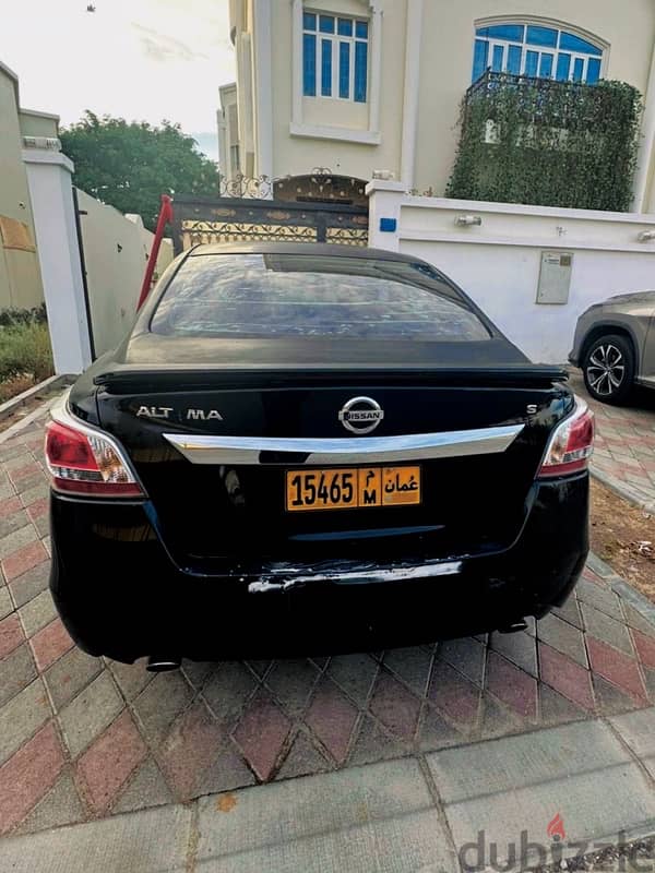 Nissan Altima 2015 Excellent condition 2