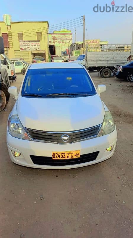 Nissan Versa 2011 2