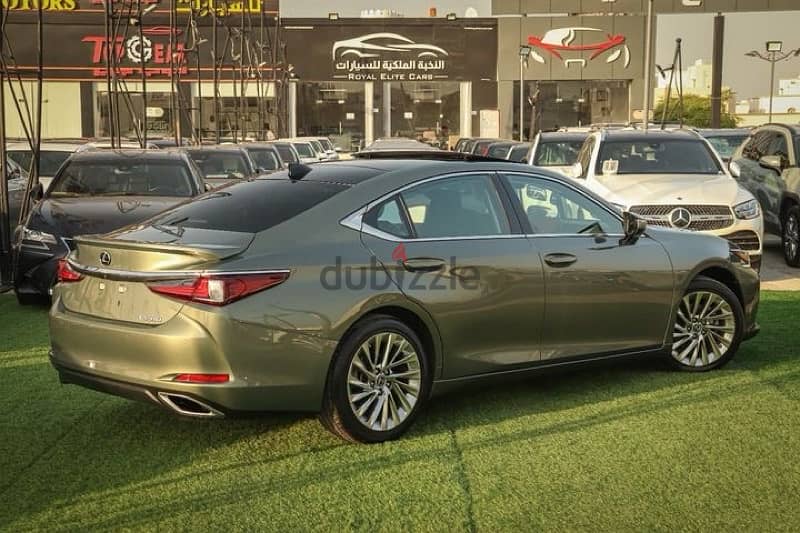 Lexus ES 350 2019 3