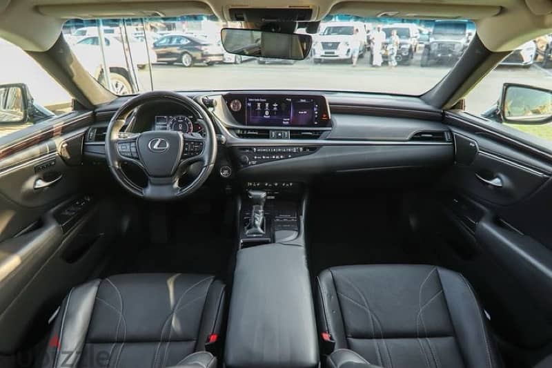 Lexus ES 350 2019 9