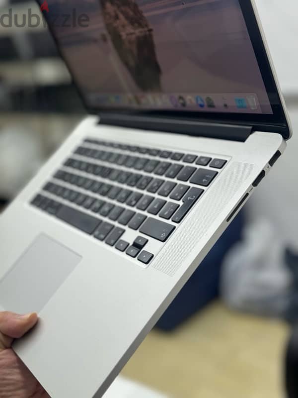 MacBook Pro A1398 0