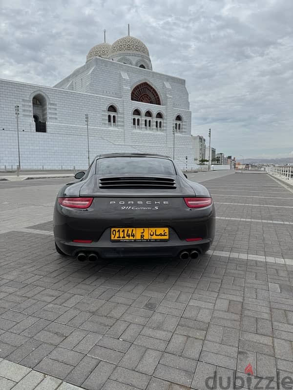 Porsche 911 2012 - Oman agency full service history 3