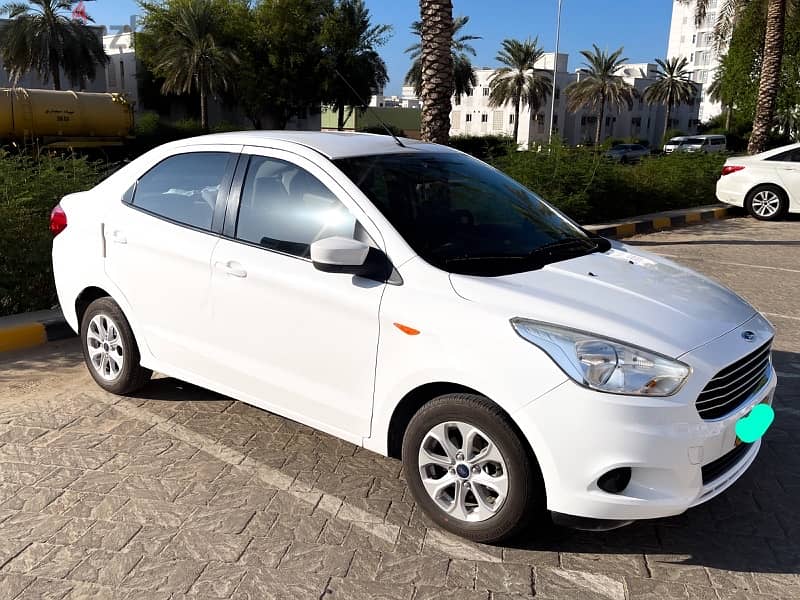 2016 Ford Figo with low mileage - only 14,000 KMS 3