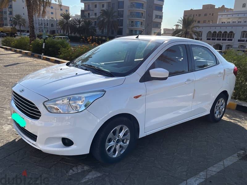 2016 Ford Figo with low mileage - only 14,000 KMS 4