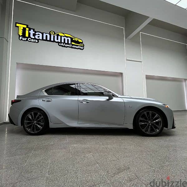 Lexus IS 350 2023 1