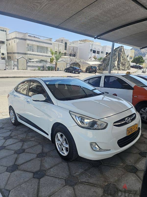 Hyundai Accent Full Automatic,CC 1.6,Family used,Good Condition 6