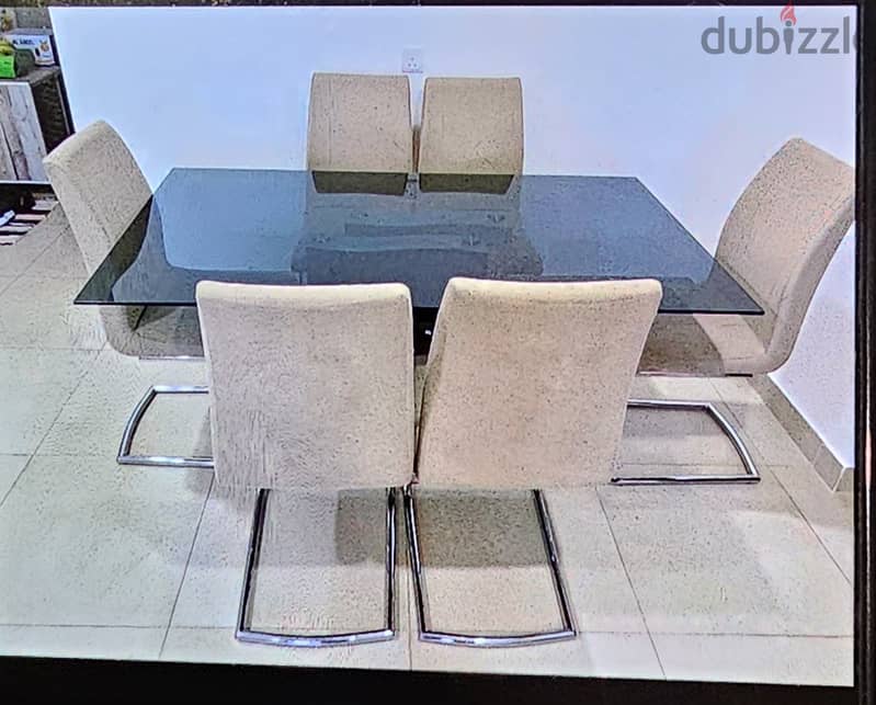 Dining Table with 6 chairs 2