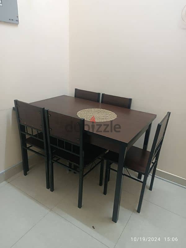 used dining table with 6 chair 1