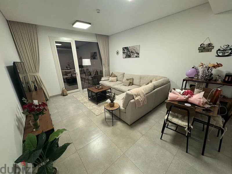 Luxurious 2-Bedroom Apartment with Maid’s Room in Muscat Hills 4