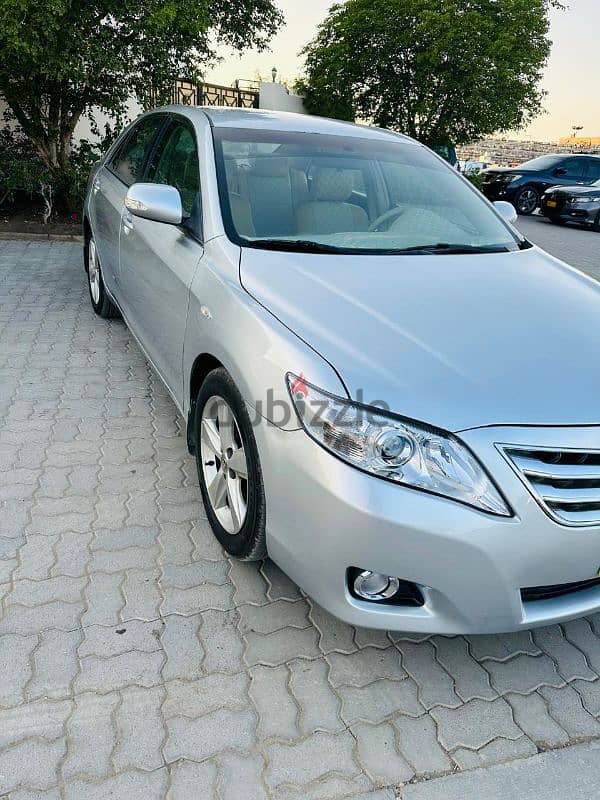 Toyota Camry 2011 1