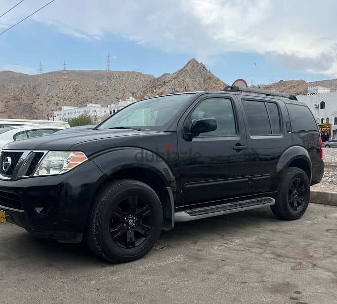 Nissan Pathfinder 2010 model for sale 79896271 5