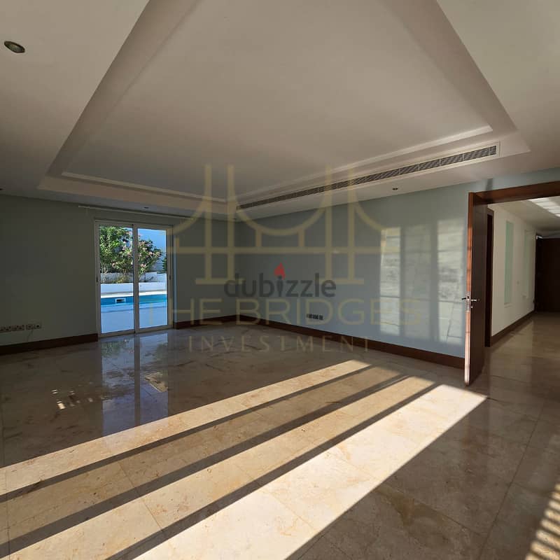 AL QURUM | LUXURY 5+2BR COMPOUND VILLA WITH PRIVATE POOL 2