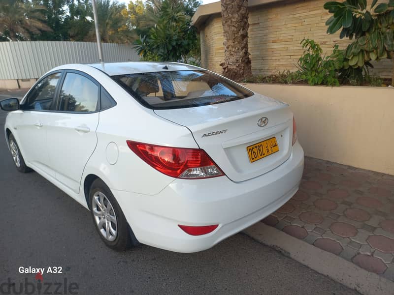 Hyundai Accent 2015 11