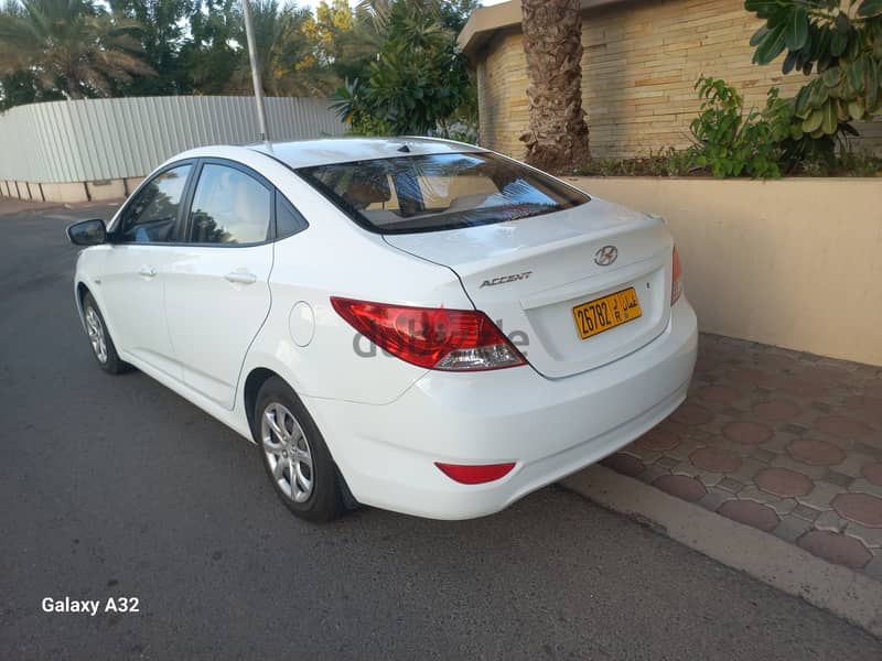 Hyundai Accent 2015 14