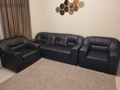 3 + 1 + 1 sofa seater