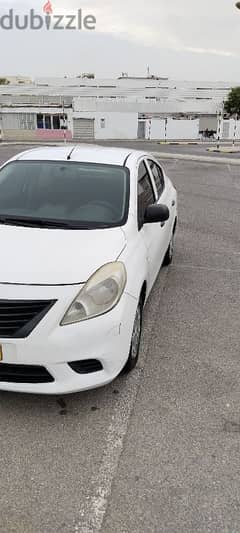 Nissan Sunny 2013 0