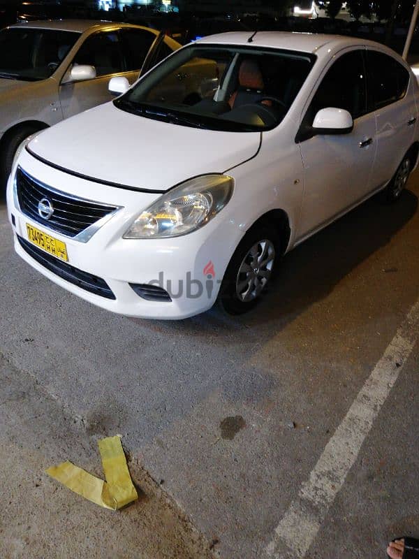 Nissan Sunny 2012 5