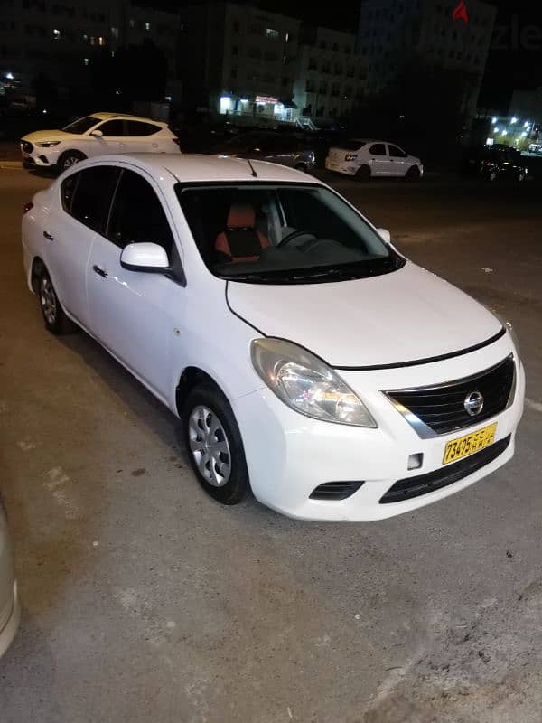 Nissan Sunny 2012 8