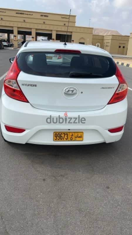 2013 Hyundai Accent Hatchback  'mailage 199 k ' Excellent condition 8