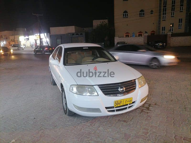 Nissan Sunny 2012 4