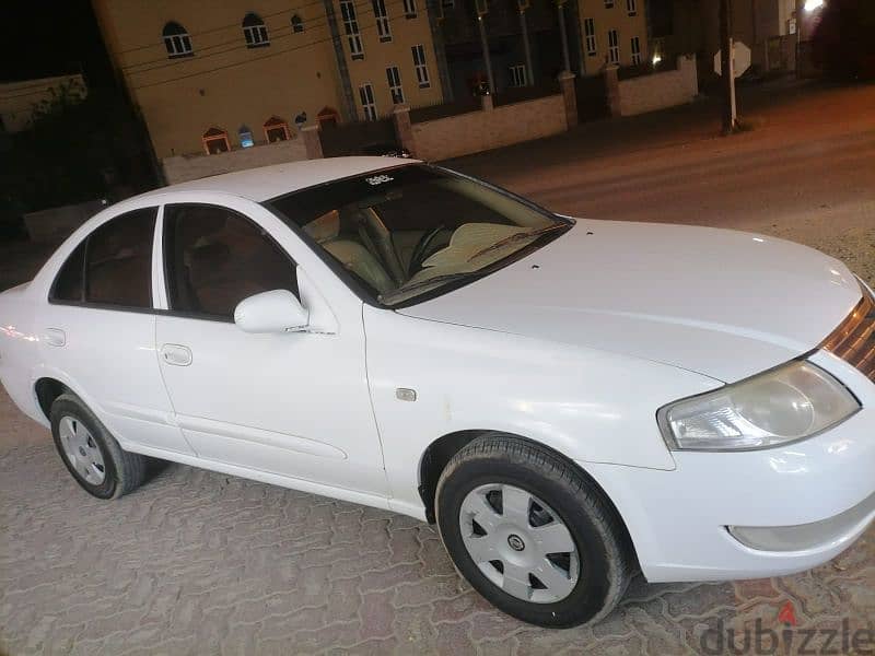 Nissan Sunny 2012 5