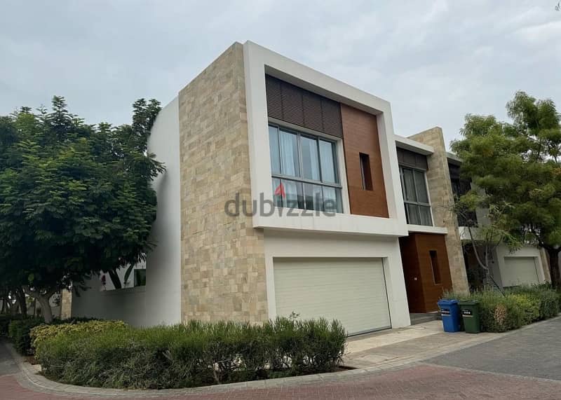 3Bhk Town House Villa located in Al Mouj. 0