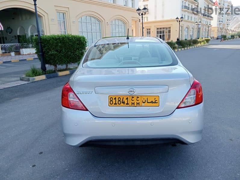 Nissan Sunny 2019 4