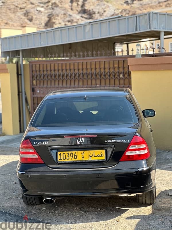 Mercedes-Benz C-Class 2005 9