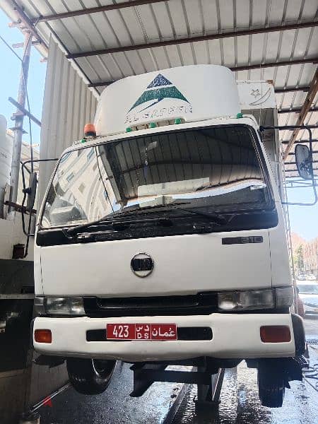 truck for sale Nissan ud 7 ton everything is okay 5