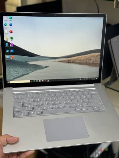 Microsoft surface Book 3 core i7 10th Gen 8gb Graphics iris plus 2k