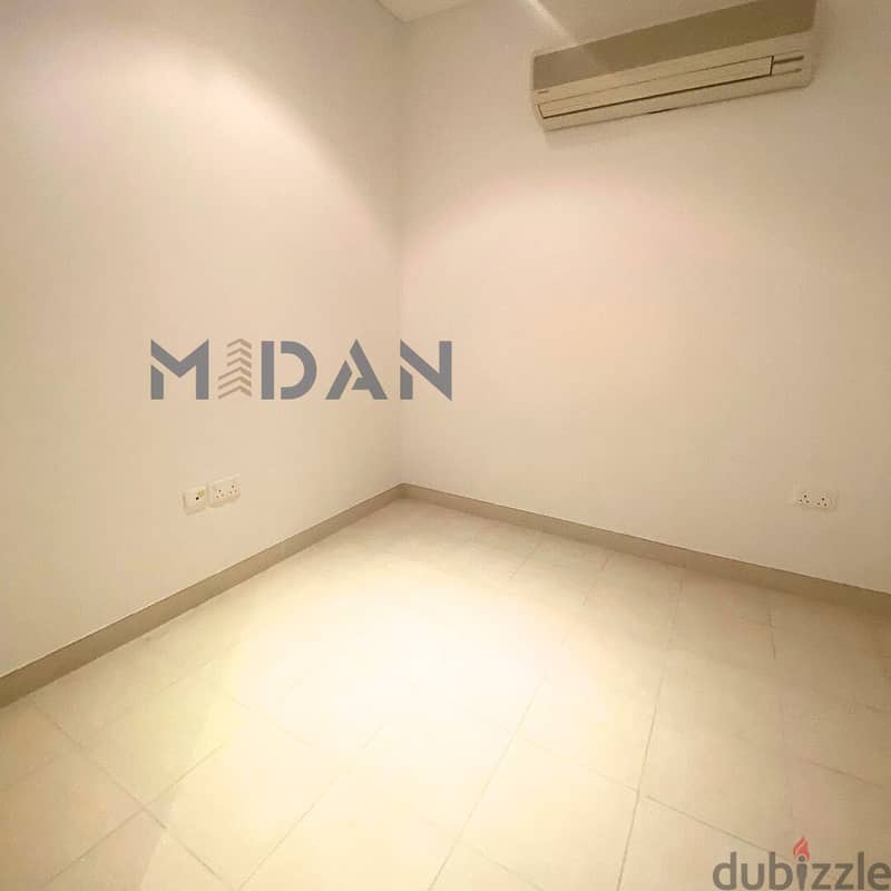 MQ | MODERN 2+1 BR APARTMENT 8