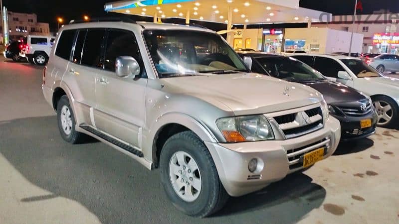 Mitsubishi Pajero 2005 1