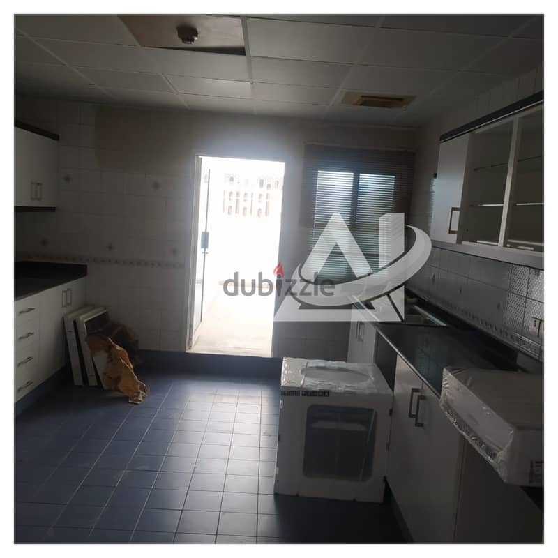 ADA606** 3 Bedrooms apartments perfect Location for rent in Khuwair 6