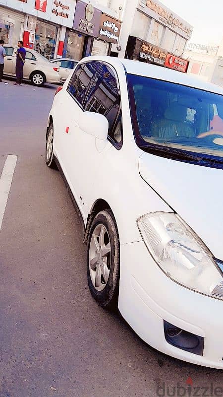 Nissan Versa 2009 1