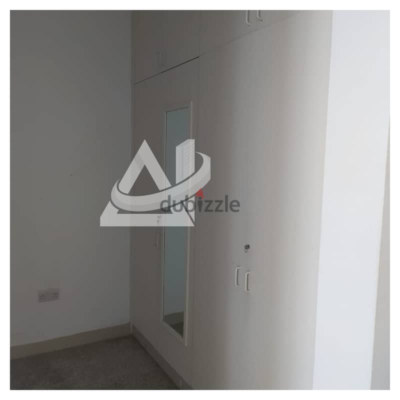 ADA607** Sapcious 3BHK Penthouse flat For rent in khuwair 10