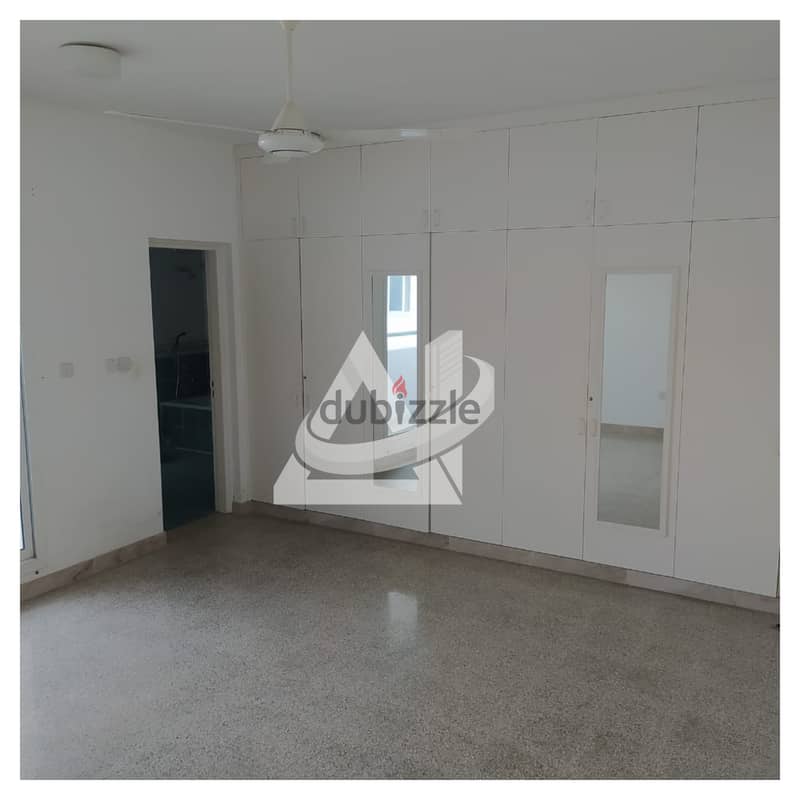 ADA607** Sapcious 3BHK Penthouse flat For rent in khuwair 14