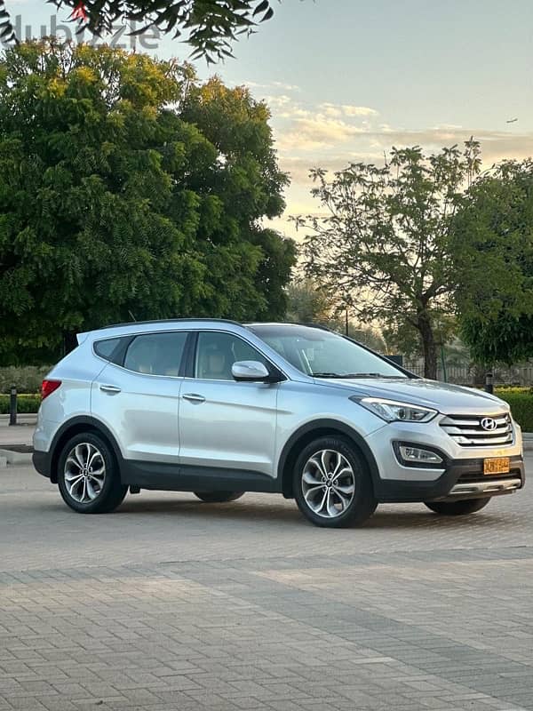 Hyundai Santa Fe 2015 1