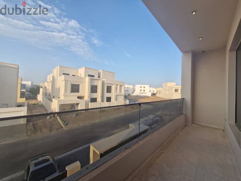 7 BR Stunning Villa in Bawshar Heights with Elevator 10