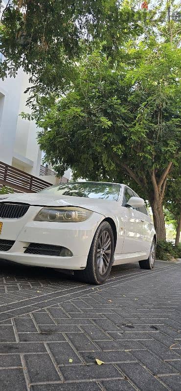 BMW 3-Series 2010